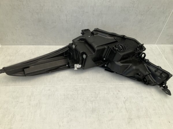 KOPLAMP TOYOTA CHR CH-R 81110-F4070-00 RECHTS TO-4397