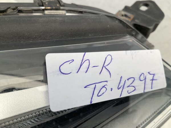 KOPLAMP TOYOTA CHR CH-R 81110-F4070-00 RECHTS TO-4397