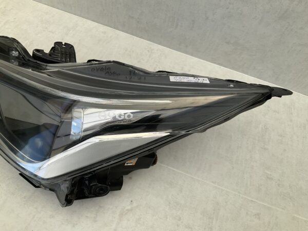 KOPLAMP TOYOTA AYGO FACELIFT LED 17-21 ORIGINEEL LINKS TO-5223