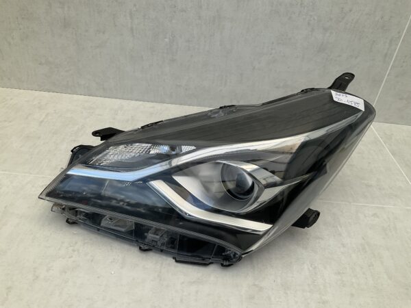 KOPLAMP TOYOTA YARIS ORIGINEEL LINKS TO-4585