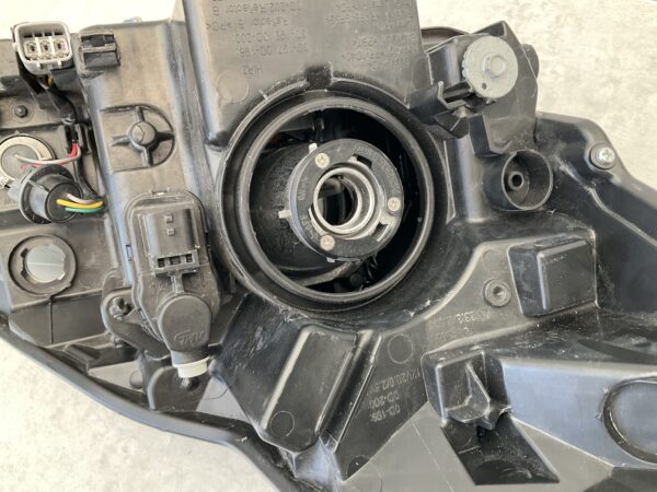 KOPLAMP TOYOTA YARIS ORIGINEEL LINKS TO-4585