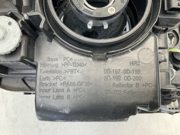 KOPLAMP TOYOTA YARIS ORIGINEEL LINKS TO-4585