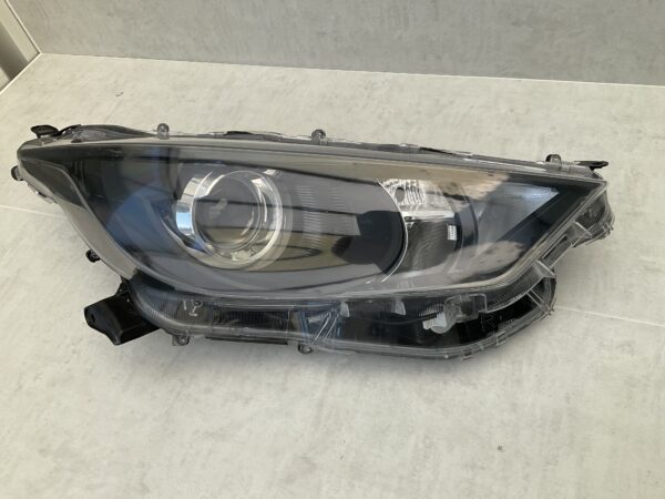 KOPLAMP TOYOTA YARIS K0-6EU LED ORIGINEEL RECHTS TO-4259