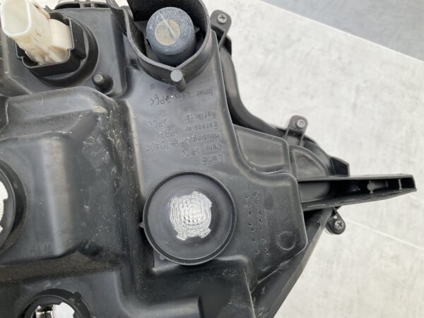 KOPLAMP TOYOTA YARIS K0-6EU LED ORIGINEEL RECHTS TO-4259