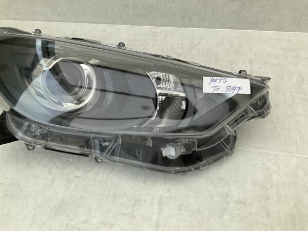 KOPLAMP TOYOTA YARIS K0-6EU LED ORIGINEEL RECHTS TO-8147