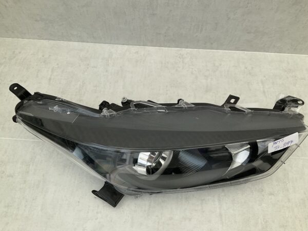 KOPLAMP TOYOTA YARIS K0-6EU LED ORIGINEEL RECHTS TO-8147