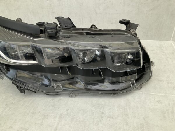 KOPLAMP TOYOTA PRIUS FULL LED 7V12W ORIGINEEL RECHTS TO-8142