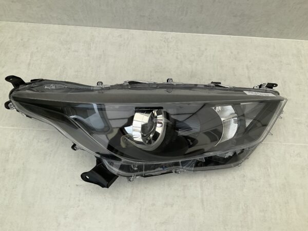 KOPLAMP TOYOTA YARIS K0-6EU LED ORIGINEEL RECHTS TO-4131