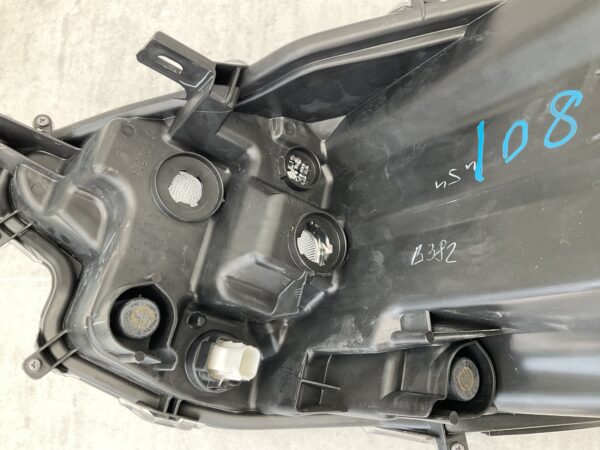 KOPLAMP TOYOTA YARIS K0-6EU LED ORIGINEEL RECHTS TO-4131