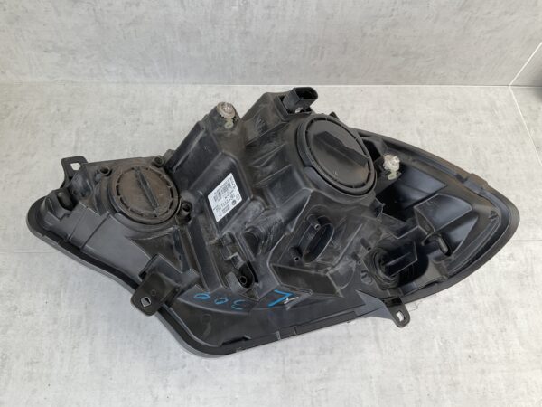 KOPLAMP MERCEDES W906 SPRINTER FACELIFT A9068202361 LINKS MB-4485