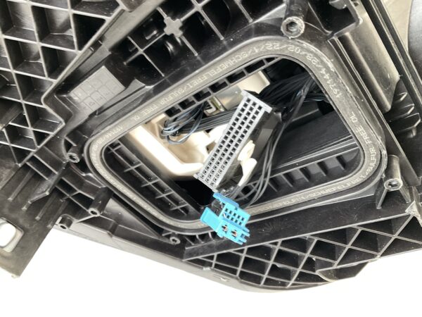 KOPLAMP MERCEDES B KLASSE W247 MULTIBEAM LED A2479061404 RECHTS MB-4482
