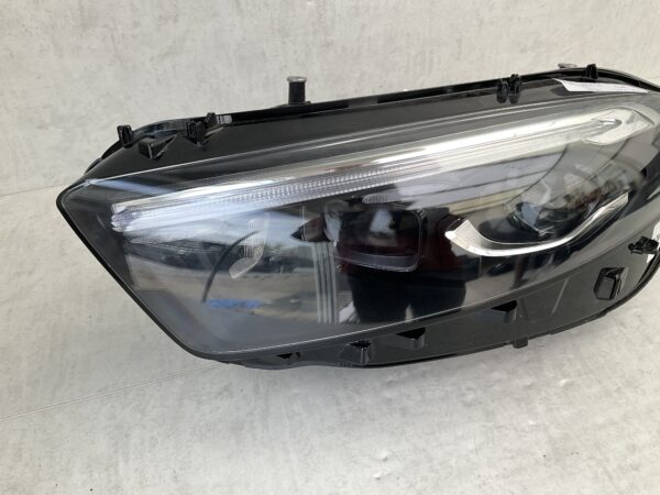 KOPLAMP MERCEDES CLA W118 LED PERFORMANCE A1189062500 LINKS MB-4472