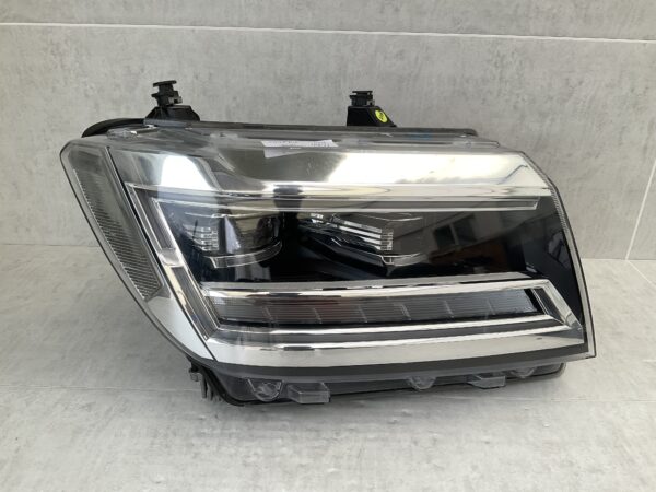 KOPLAMP VOLKSWAGEN CRAFTER LED 7C1941036 1EX012830-06 RECHTS VW-4491