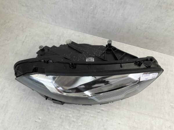 KOPLAMP MERCEDES A KLASSE  W177 HALOGEEN LED A1778261300 RECHTS MB-4496