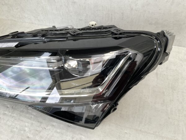 KOPLAMP SKODA SUPERB 3 CRYSTAL LIGHTING ORIGINEL LINKS SK-4507