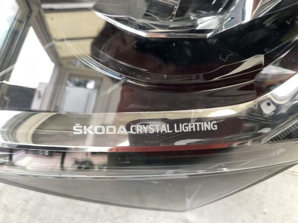 KOPLAMP SKODA SUPERB 3 CRYSTAL LIGHTING ORIGINEL LINKS SK-4507