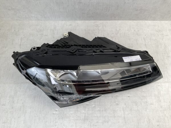 KOPLAMP SKODA SUPERB 3 ORIGINEEL RECHTS SK-4508