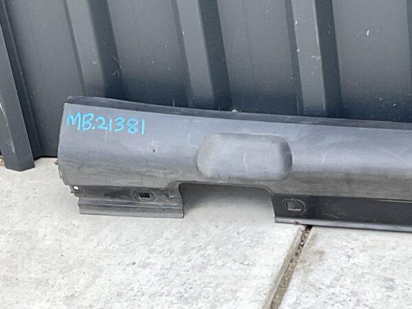 Dorpel Mercedes gla w156 A1566901840 Zijskirt rechts MB-21381