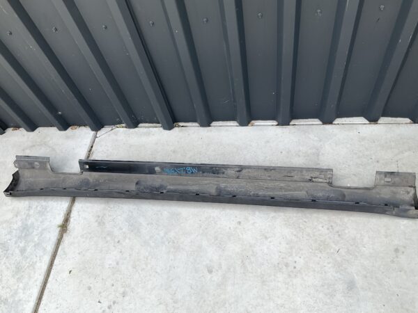 Dorpel Mercedes gla w156 A1566901840 Zijskirt rechts MB-21381