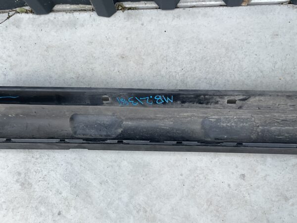 Dorpel Mercedes gla w156 A1566901840 Zijskirt rechts MB-21381