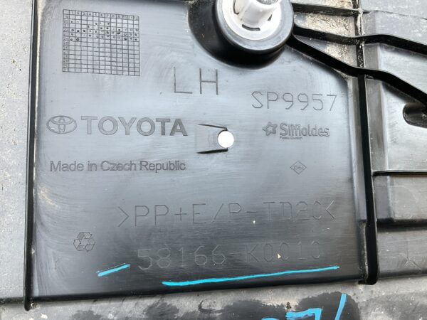Afdekplaat Toyota Yaris 58166K0010  Motoronderplaat TO-21376
