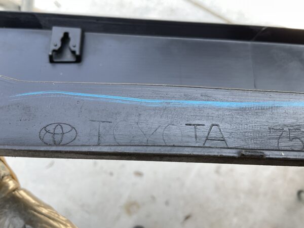 Dorpel Toyota C-HR - 75851F4010 Zijskirt Rechter TO-21392