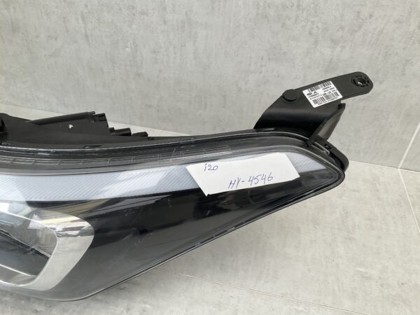 KOPLAMP HYUNDAI I20 LED 92101C8000 U009GBLX LINKS HY-4546