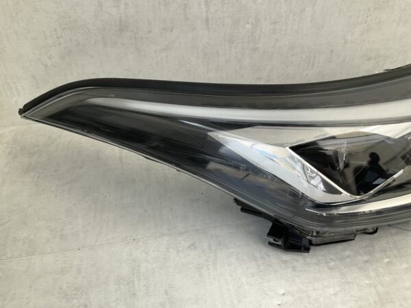 KOPLAMP TOYOTA CHR FULL LED 81110-F4280-00 RECHTS TO-4551