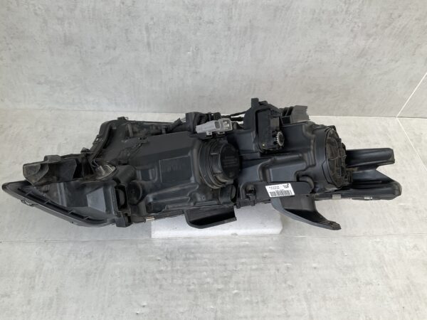 KOPLAMP MITSUBISHI OUTLANDER 4BX15 8301CB-53 LINKS MI-4549