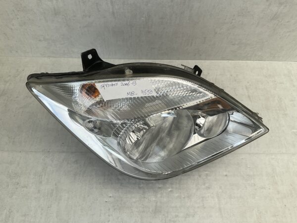 KOPLAMP MERCEDES W906 SPRINTER A9068200261 RECHTS MB-4550