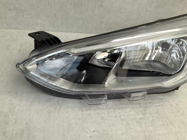 KOPLAMP FORD FOCUS MK4 LED JX7B-13W030AE LINKS FO-4537