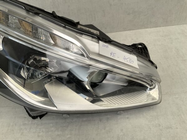 KOPLAMP PEUGEOT 208 FACELIFT LED 90048532 RECHTS PE-4530