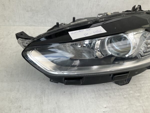 KOPLAMP FORD MONDEO MK5 LED DS73-13W030AE LINKS FO-4536