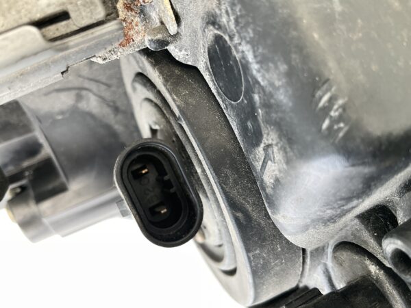 KOPLAMP MAZDA 5 2.0 XENON P4998 RECHTS MA-4532