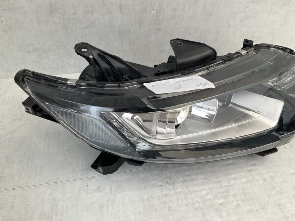 KOPLAMP MITSUBISHI OUTLANDER 4DX15 RECHTS MI-4566