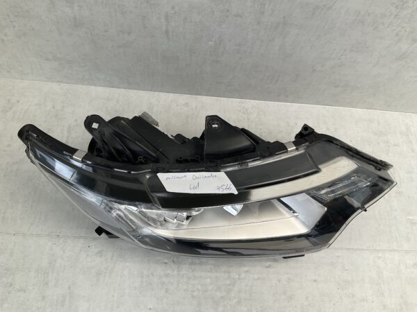KOPLAMP MITSUBISHI OUTLANDER 4DX15 RECHTS MI-4566