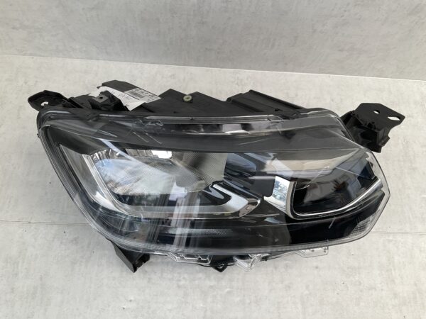 KOPLAMP TOYOTA PROACE CITY HALOGEEN 9835780580 RECHTS TO-4578