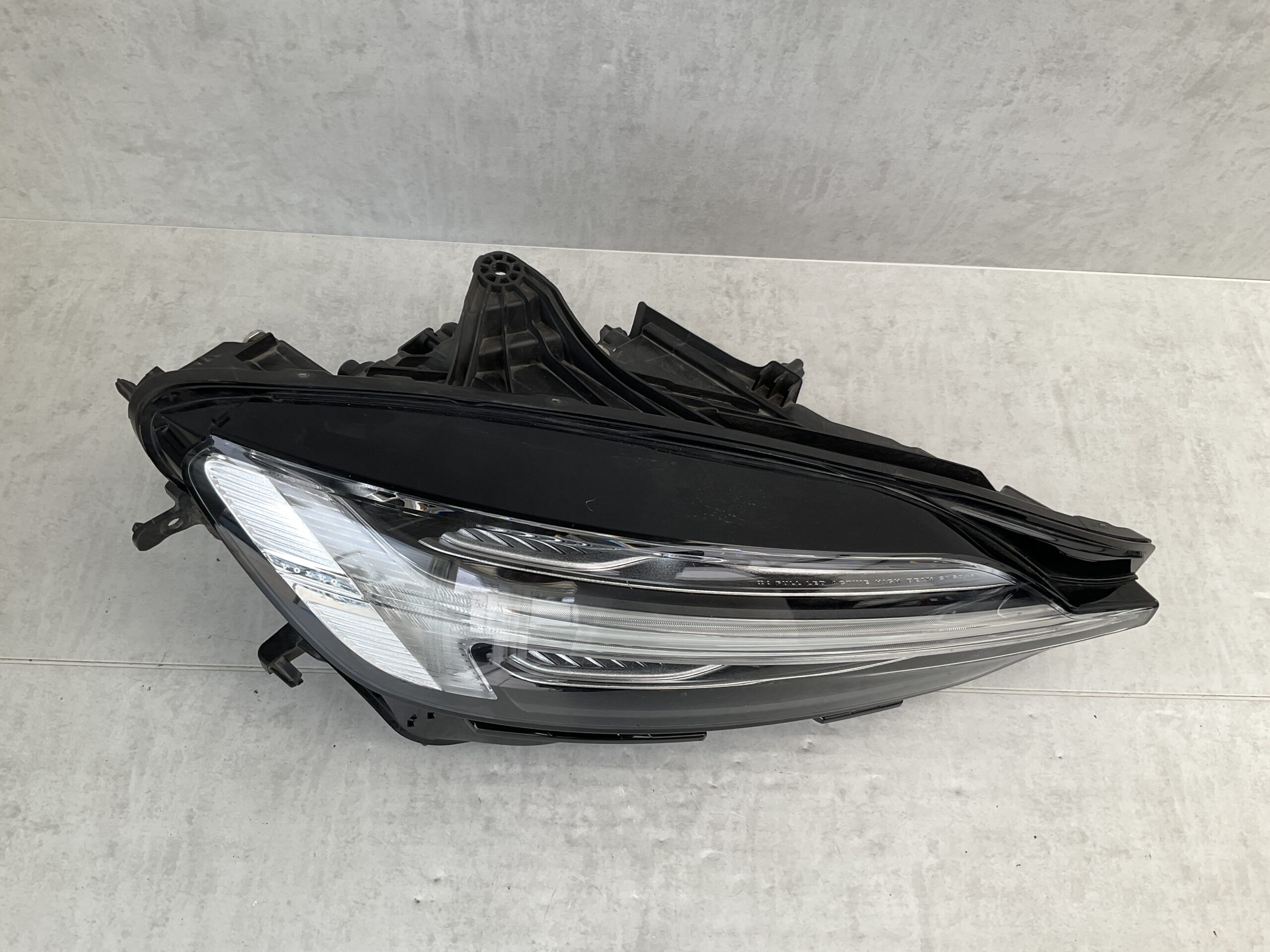 KOPLAMP VOLVO XC60 XC-60 LED RECHTS VO-4572