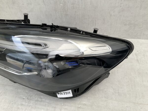 KOPLAMP MERCEDES B KLASSE W247 MULTIBEAM LED LINKS MB-4567
