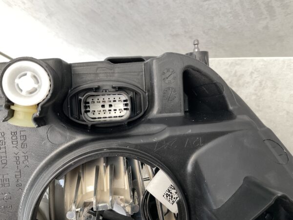 KOPLAMP FORD FOCUS MK4 H7 LED 17-21 LINKS FO-4575