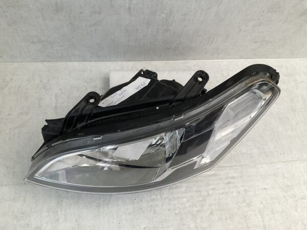 KOPLAMP KIA SOUL 08-11 ORIGINEEL 92101-2KXXX LINKS KI-4561