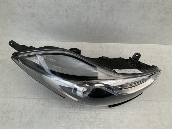 KOPLAMP HYUNDAI IX20 15-19 FACELIFT 92102-1K RECHTS HY-4565