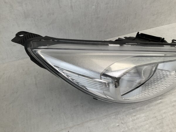 KOPLAMP FORD FOCUS MK3 13-17 F1EB-13W029-AE LINKS FO-4570