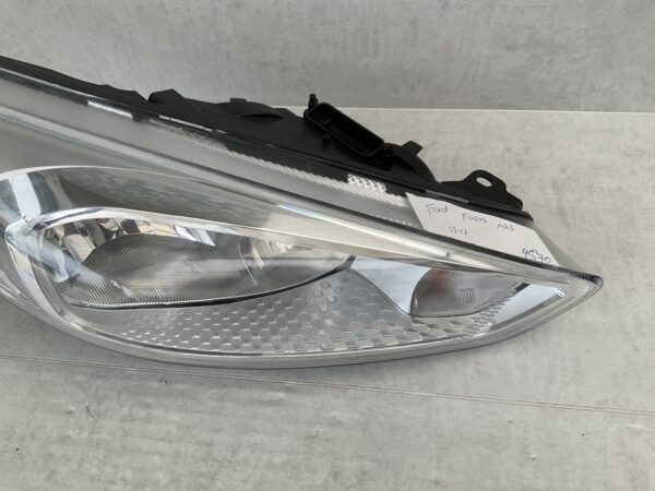 KOPLAMP FORD FOCUS MK3 13-17 F1EB-13W029-AE LINKS FO-4570