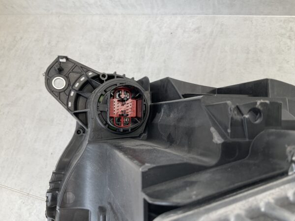 KOPLAMP LAND ROVER RANGE ROVER DEFENDER L66 LED L8B213W030 LINKS RR-4592