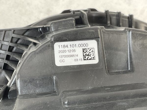 KOPLAMP LAND ROVER RANGE ROVER DEFENDER L66 LED L8B213W030 LINKS RR-4592