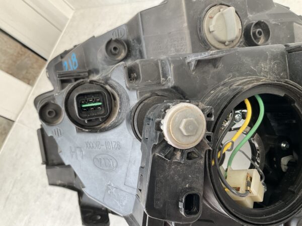 KOPLAMP KIA SOUL 08-11 ORIGINEEL 92101-2KXXX RECHTS KI-4024