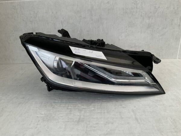 KOPLAMP AUDI TT TTS 8S BI-XENON LED LE13A63118S0941006 RECHTS AU-4595
