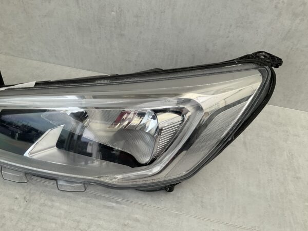 KOPLAMP FORD FOCUS MK4 LED JX7B-13W030AE LINKS FO-3811