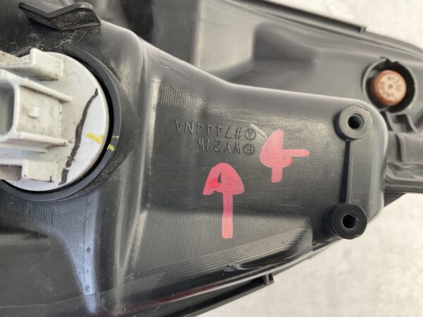 KOPLAMP HONDA JAZZ WY21W 7444NA 17-20 HALOGEEN RECHTS HO-1720